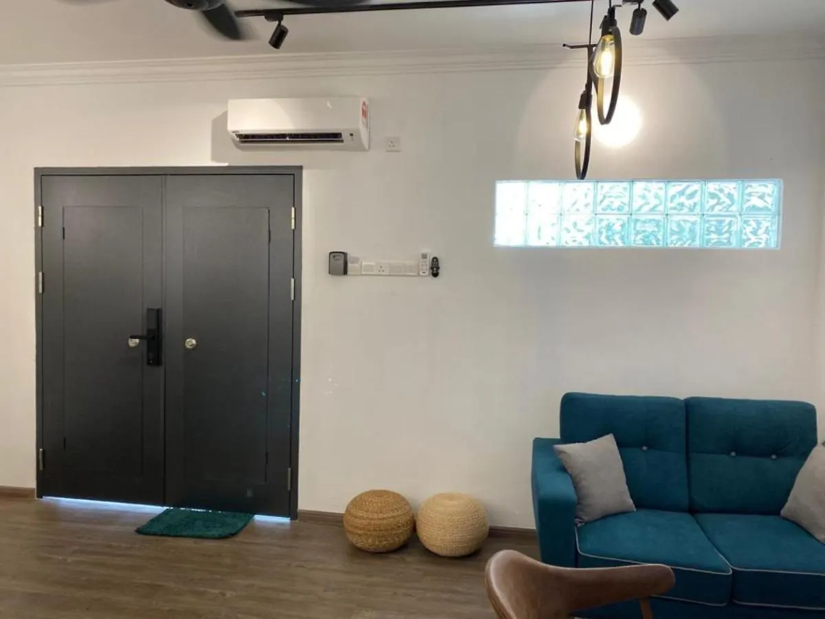 酒店 Oyo Home 90534 Nomadic Town House Malacca