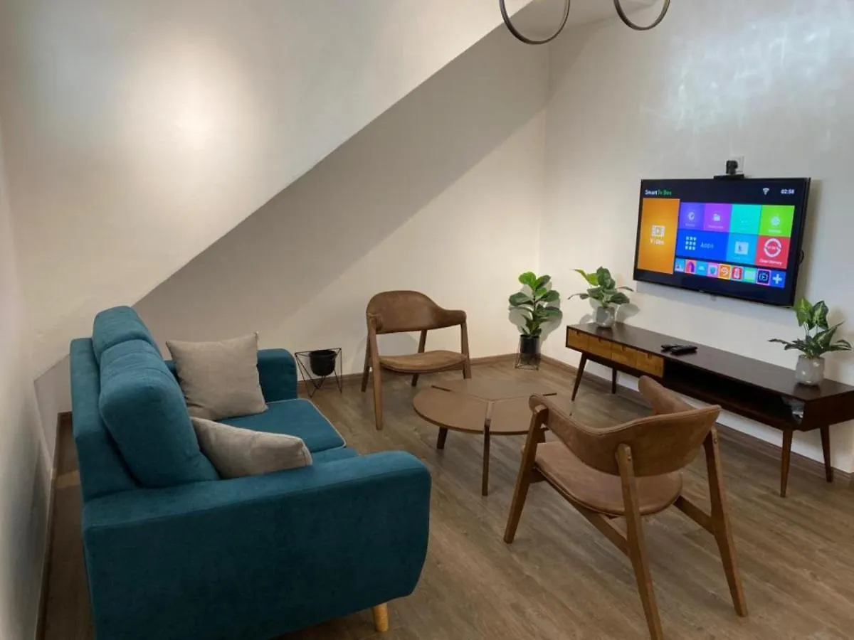 Oyo Home 90534 Nomadic Town House Malacca 酒店