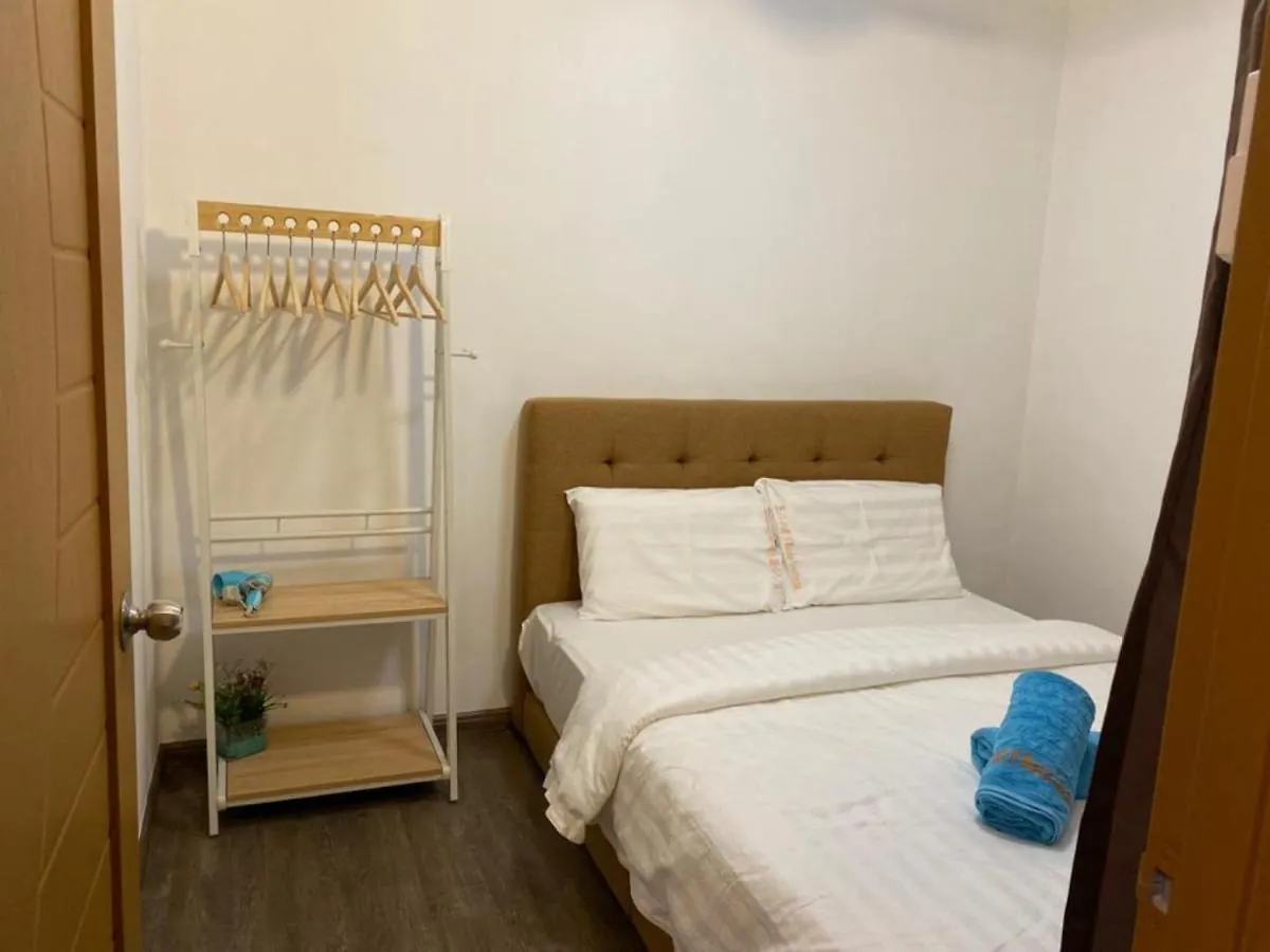 酒店 Oyo Home 90534 Nomadic Town House Malacca