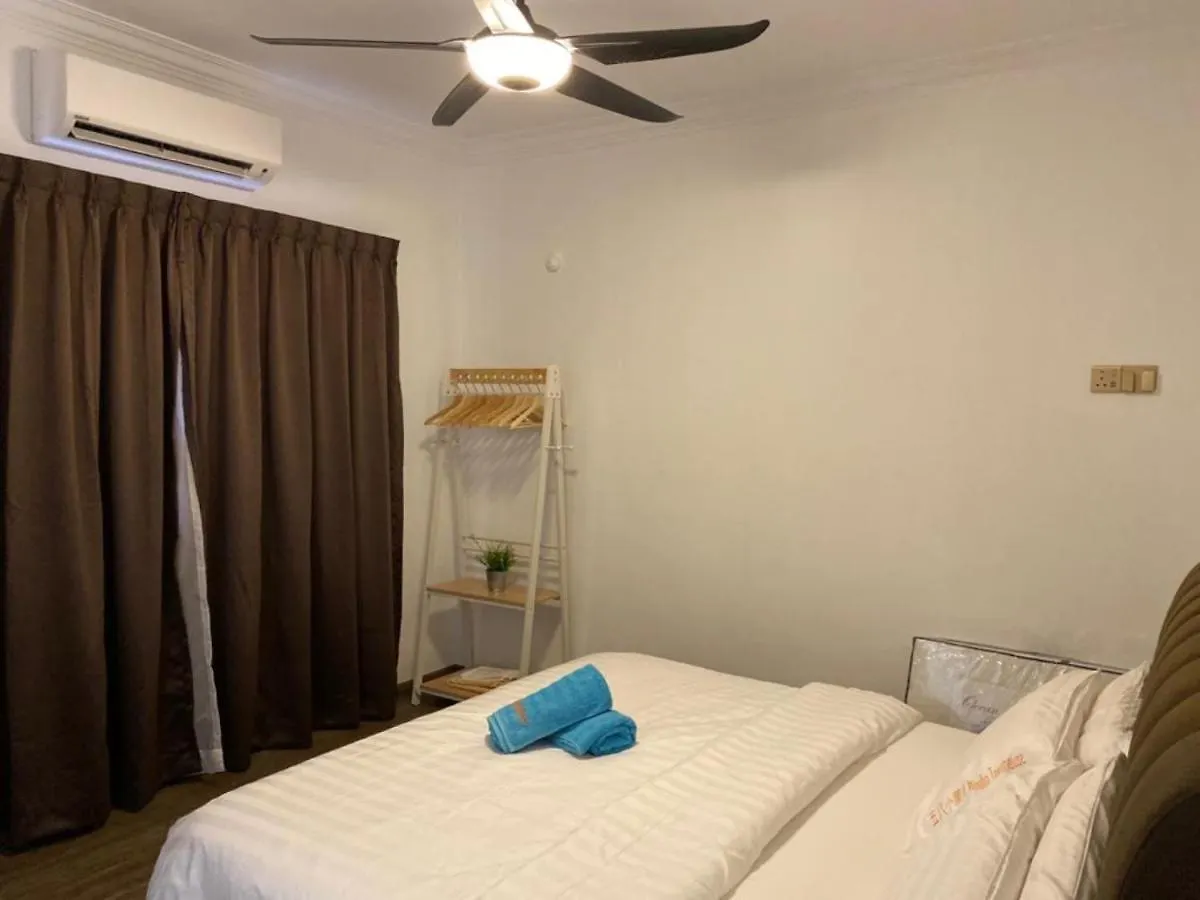 Oyo Home 90534 Nomadic Town House Malacca 酒店