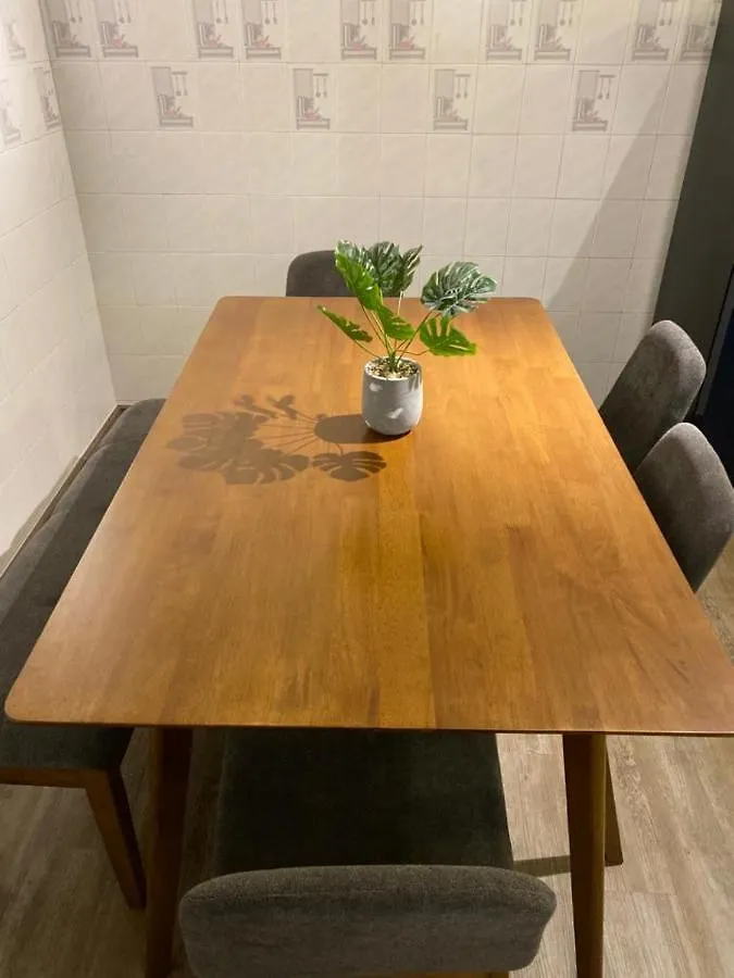 Hotel Oyo Home 90534 Nomadic Town House Malacca
